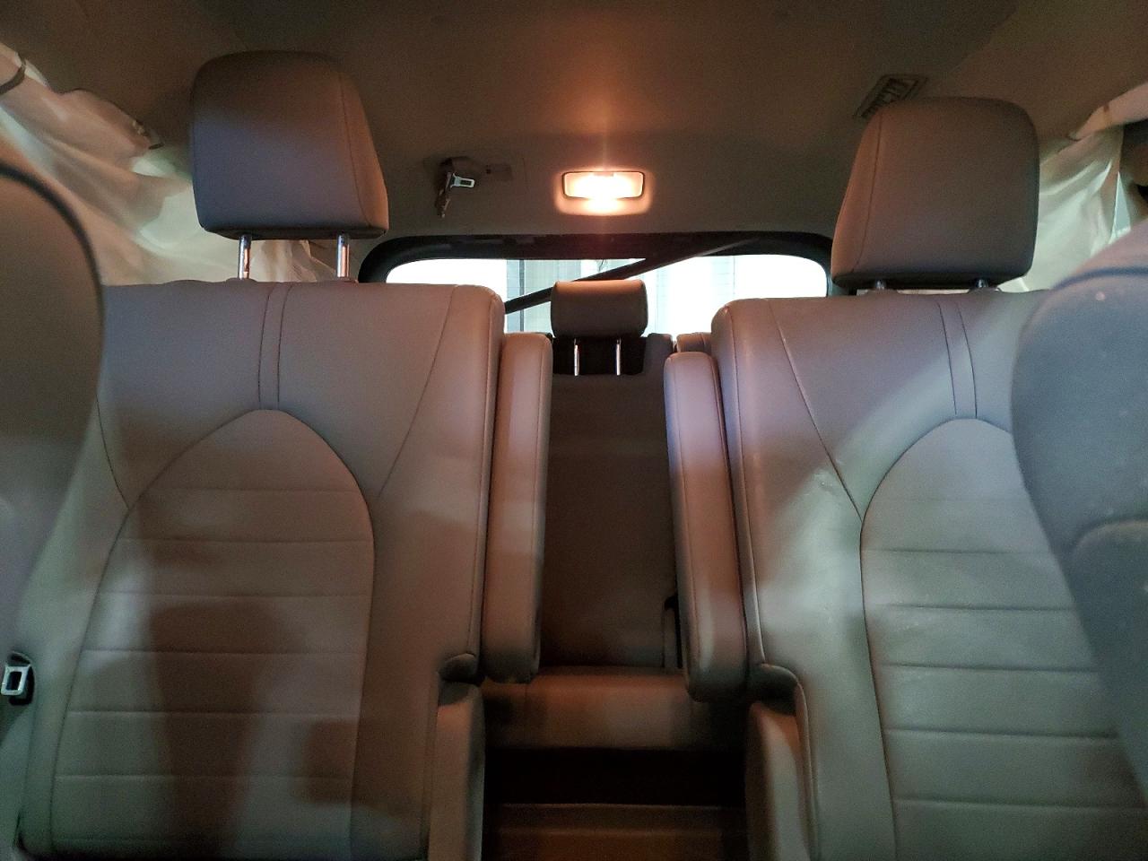 2022 TOYOTA HIGHLANDER XLE photo 10