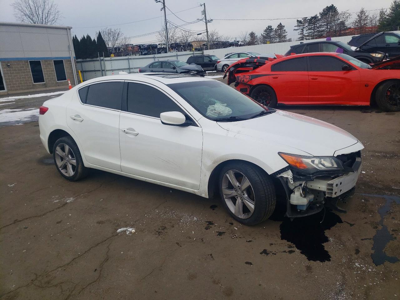 2014 ACURA ILX 20 TECH photo 4