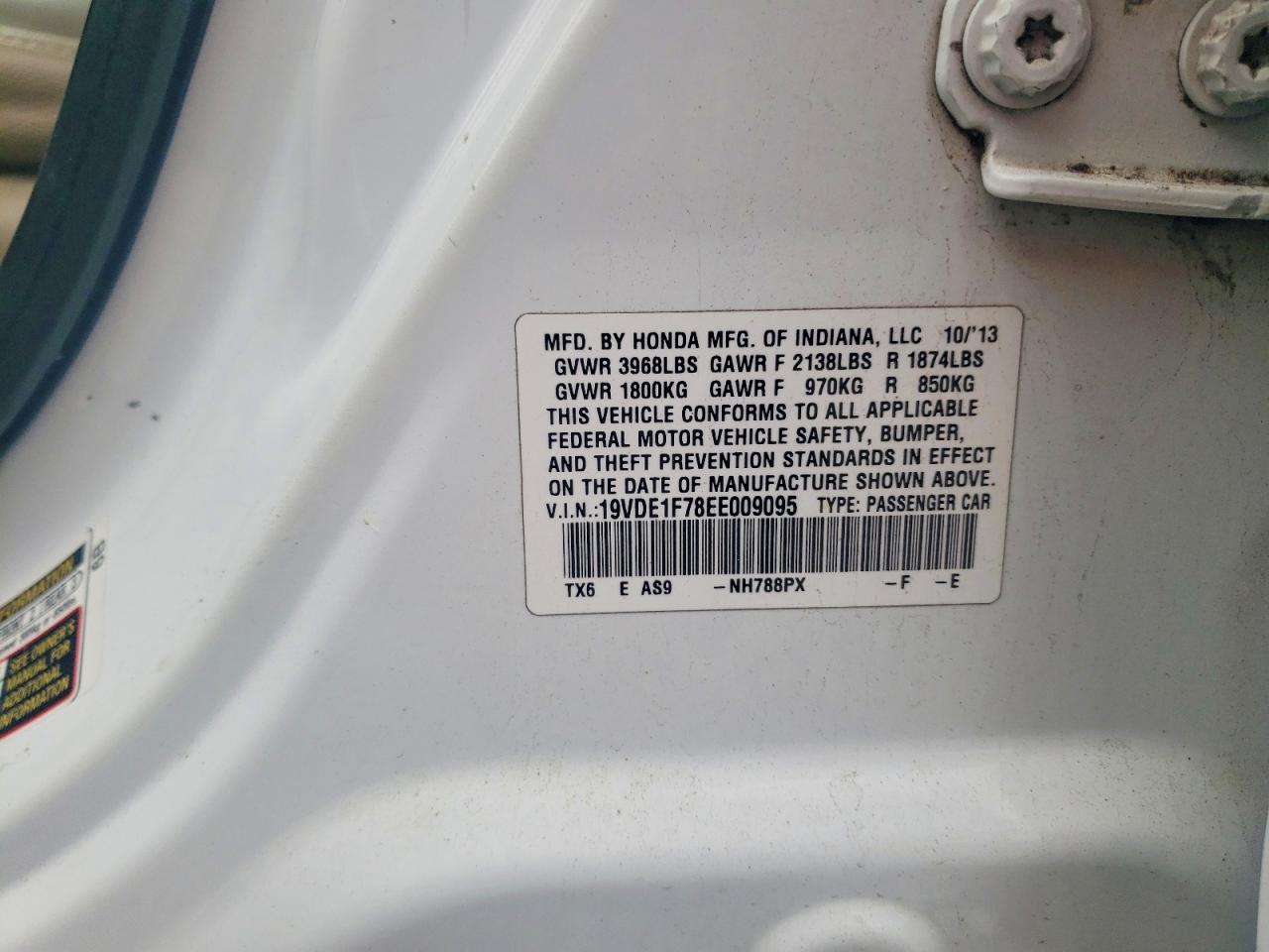 2014 ACURA ILX 20 TECH photo 13