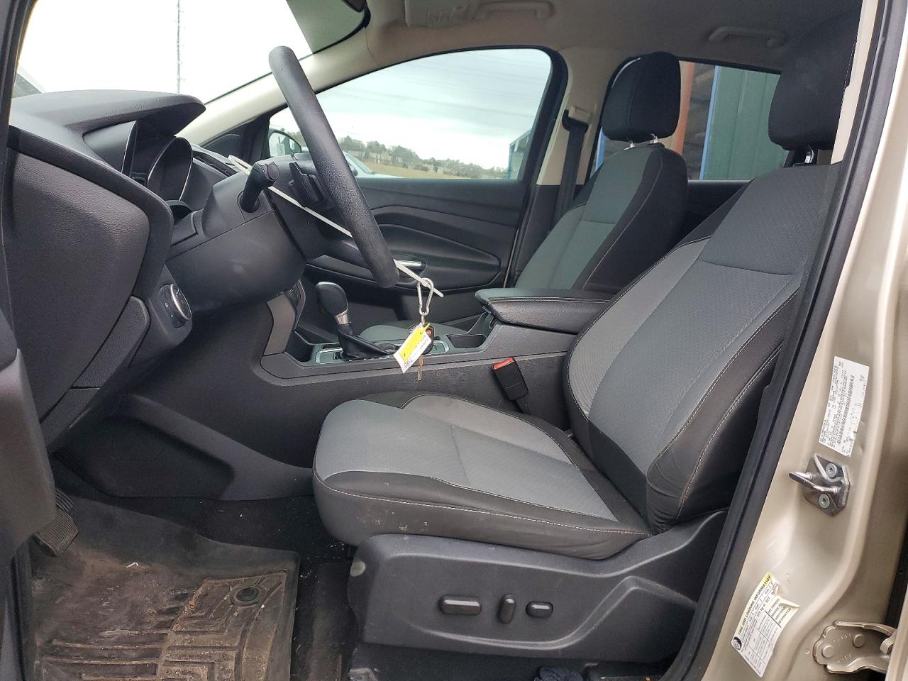2017 FORD ESCAPE SE photo 7