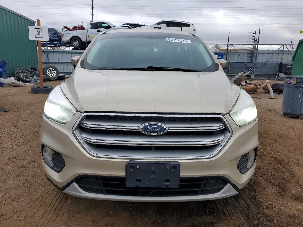 2017 FORD ESCAPE SE photo 5