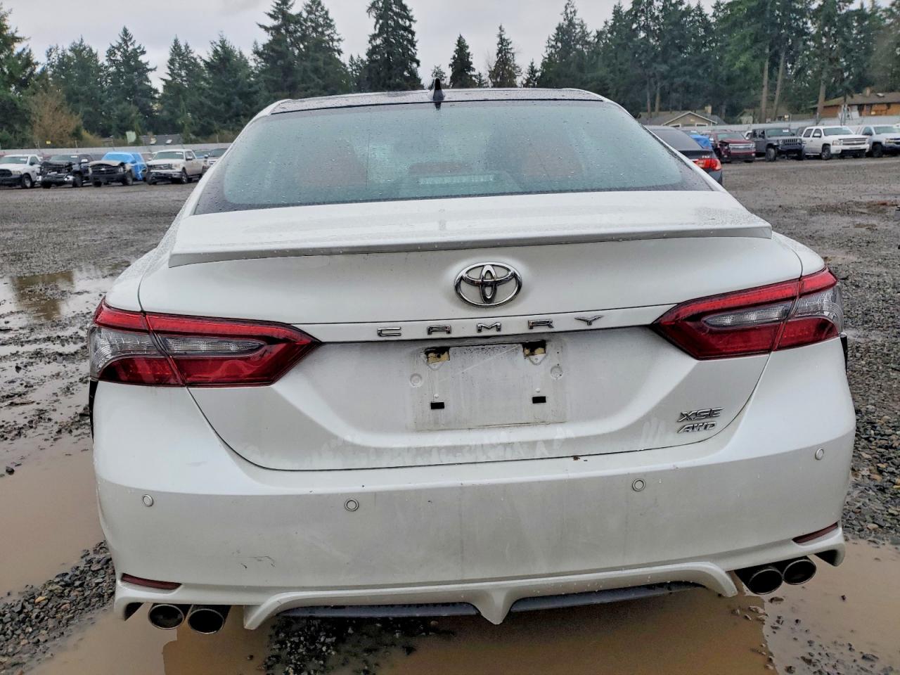 2021 TOYOTA CAMRY XSE photo 6
