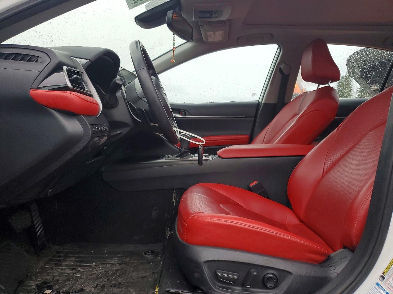 2021 TOYOTA CAMRY XSE photo 7