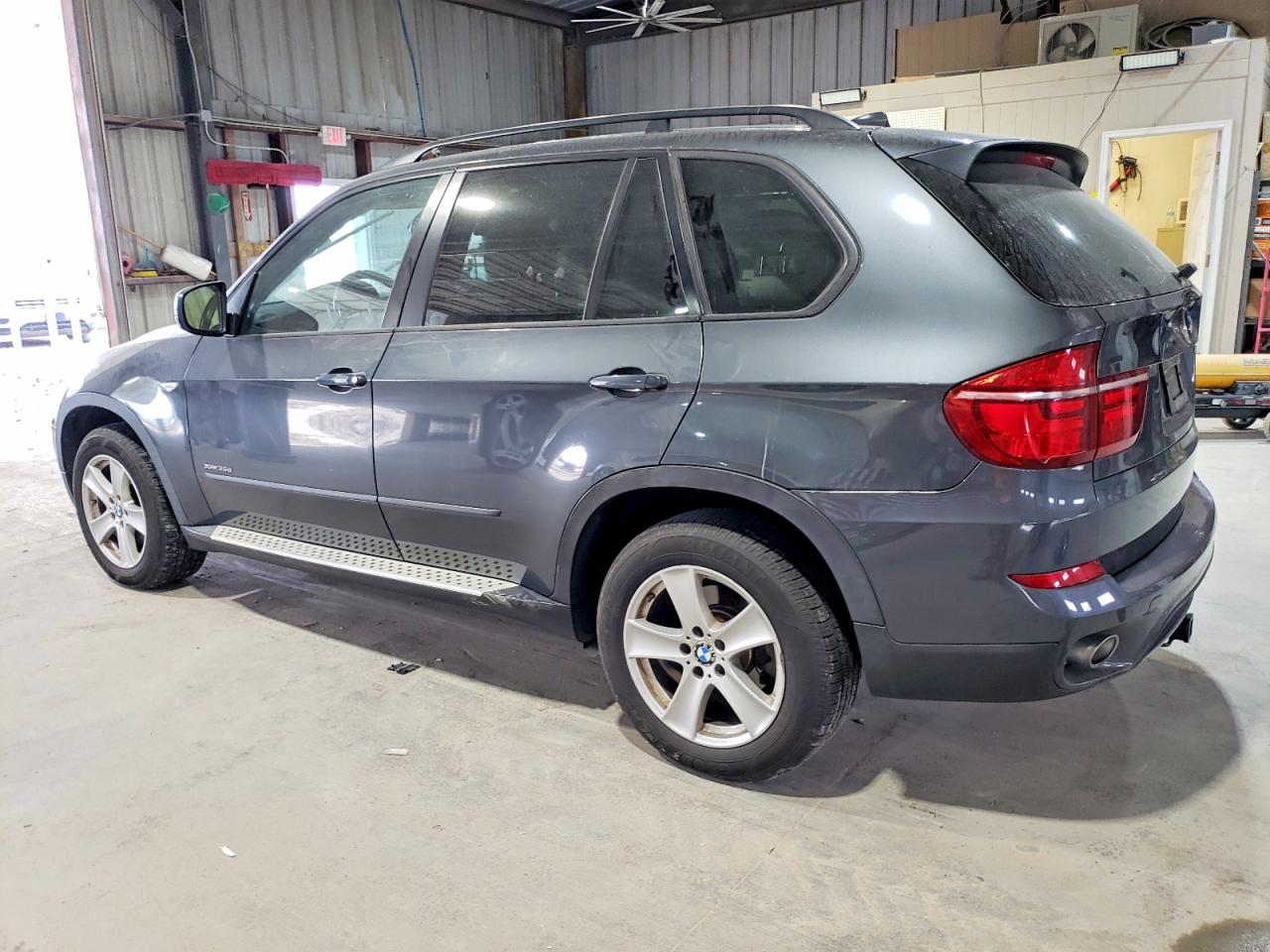 2011 BMW X5 XDRIVE35D photo 2