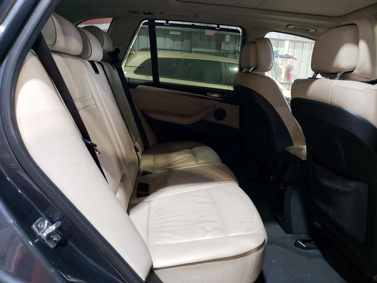 2011 BMW X5 XDRIVE35D photo 11