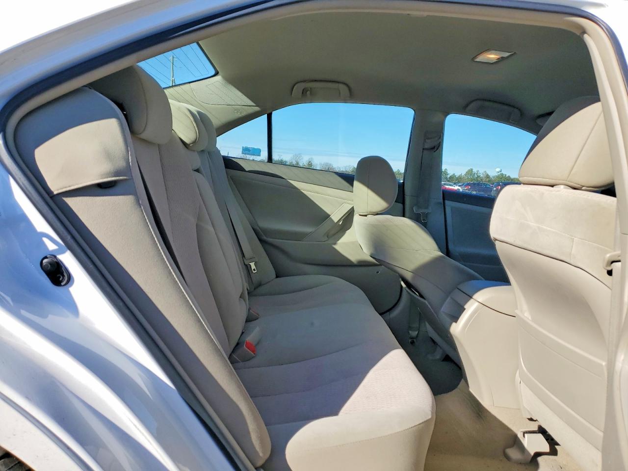2011 TOYOTA CAMRY BASE photo 10