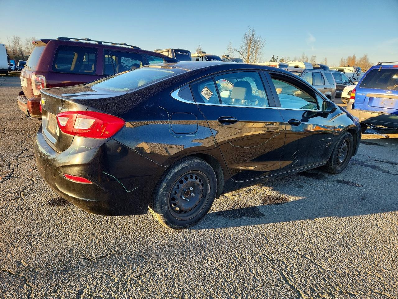 2017 CHEVROLET CRUZE LT photo 3
