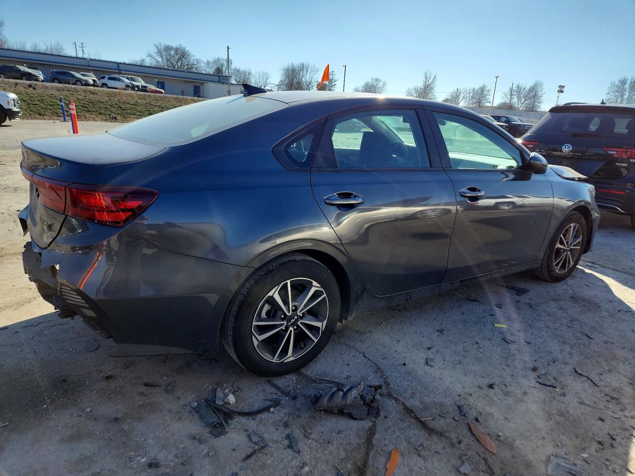 2024 KIA FORTE LX photo 5