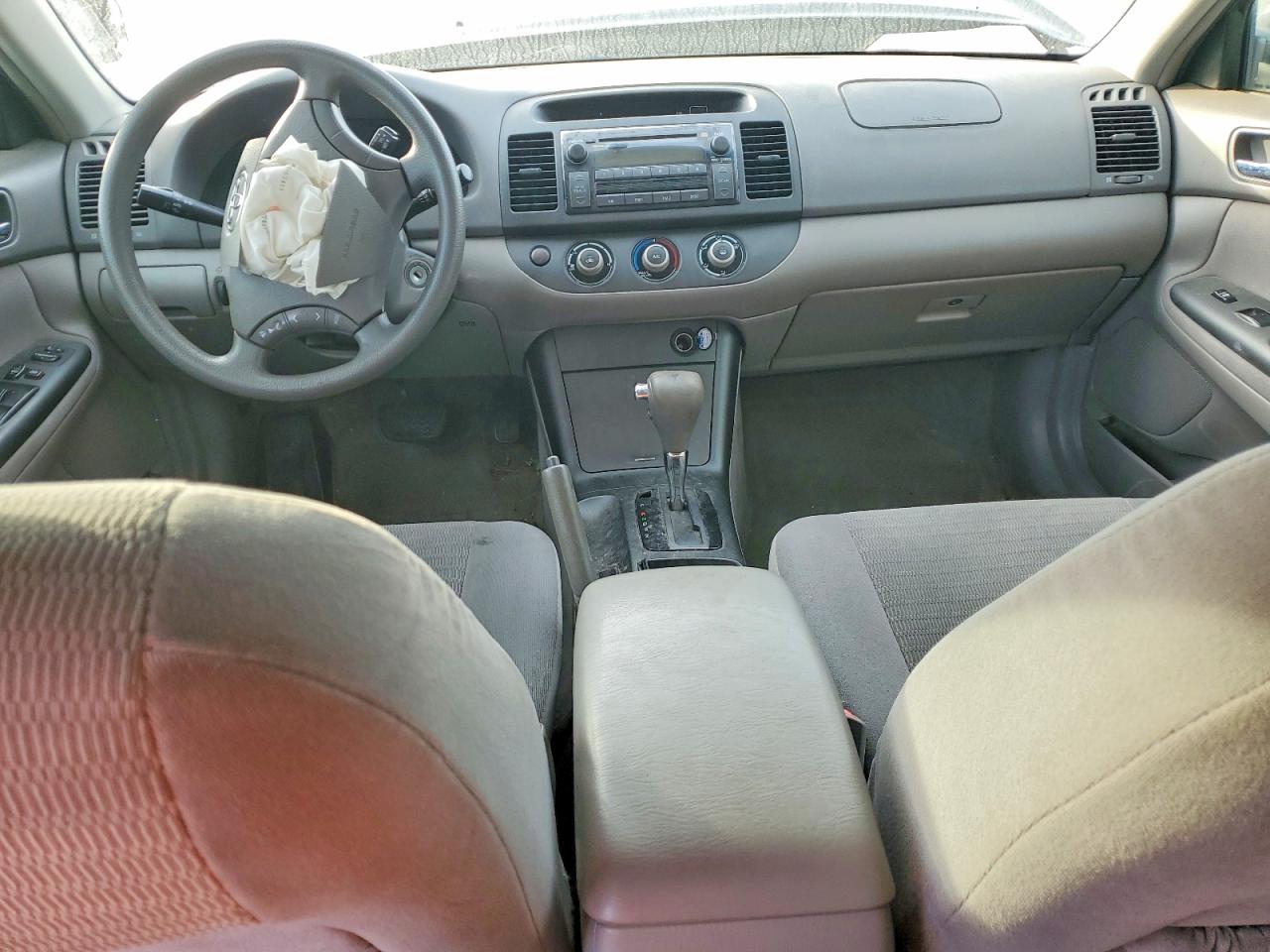 2006 TOYOTA CAMRY LE photo 8