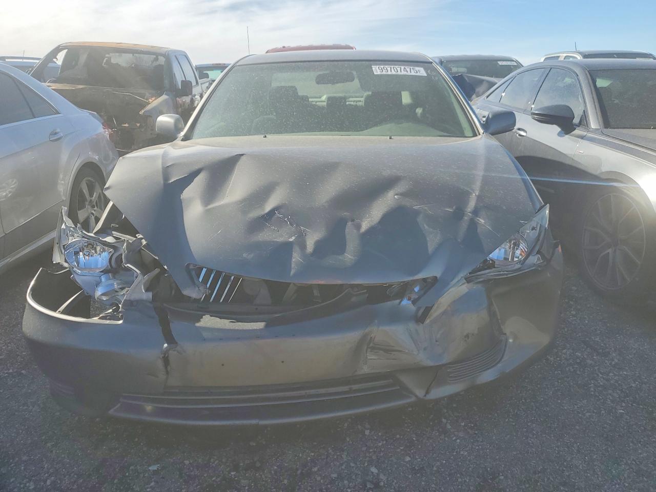 2006 TOYOTA CAMRY LE photo 5