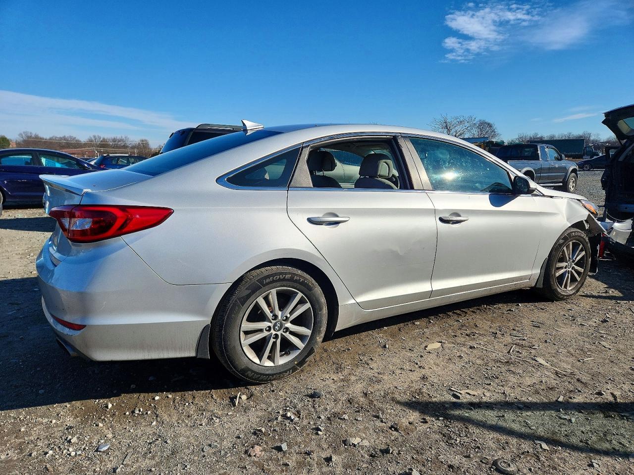 2016 HYUNDAI SONATA SE photo 3