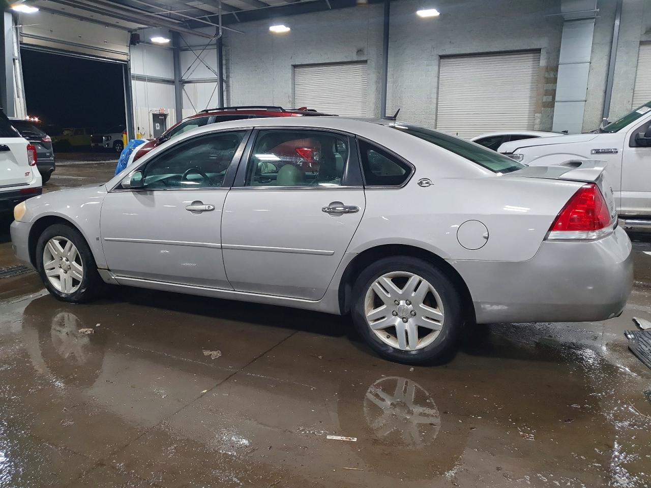 2007 CHEVROLET IMPALA LTZ photo 2