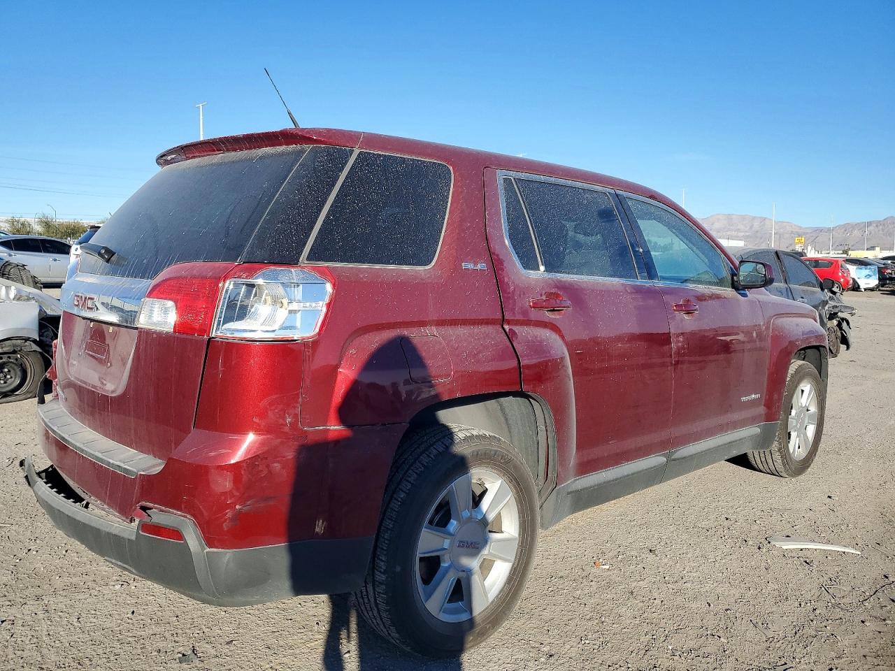 2012 GMC TERRAIN SLE photo 3