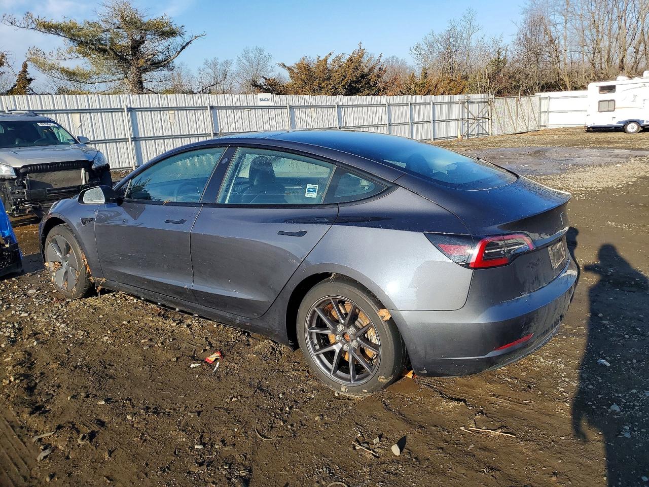 2023 TESLA MODEL 3 photo 3