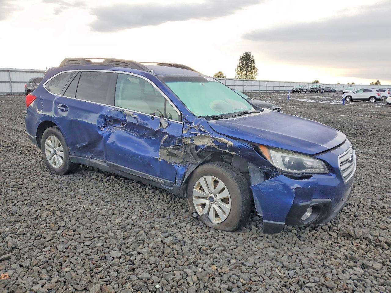 2015 SUBARU OUTBACK 2.5I PREMIUM photo 4