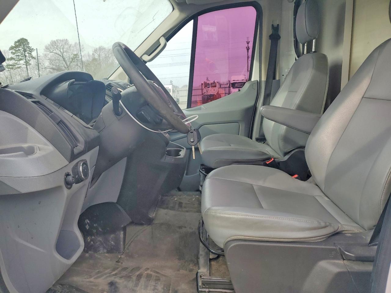 2016 FORD TRANSIT BOX TRUCK photo 7