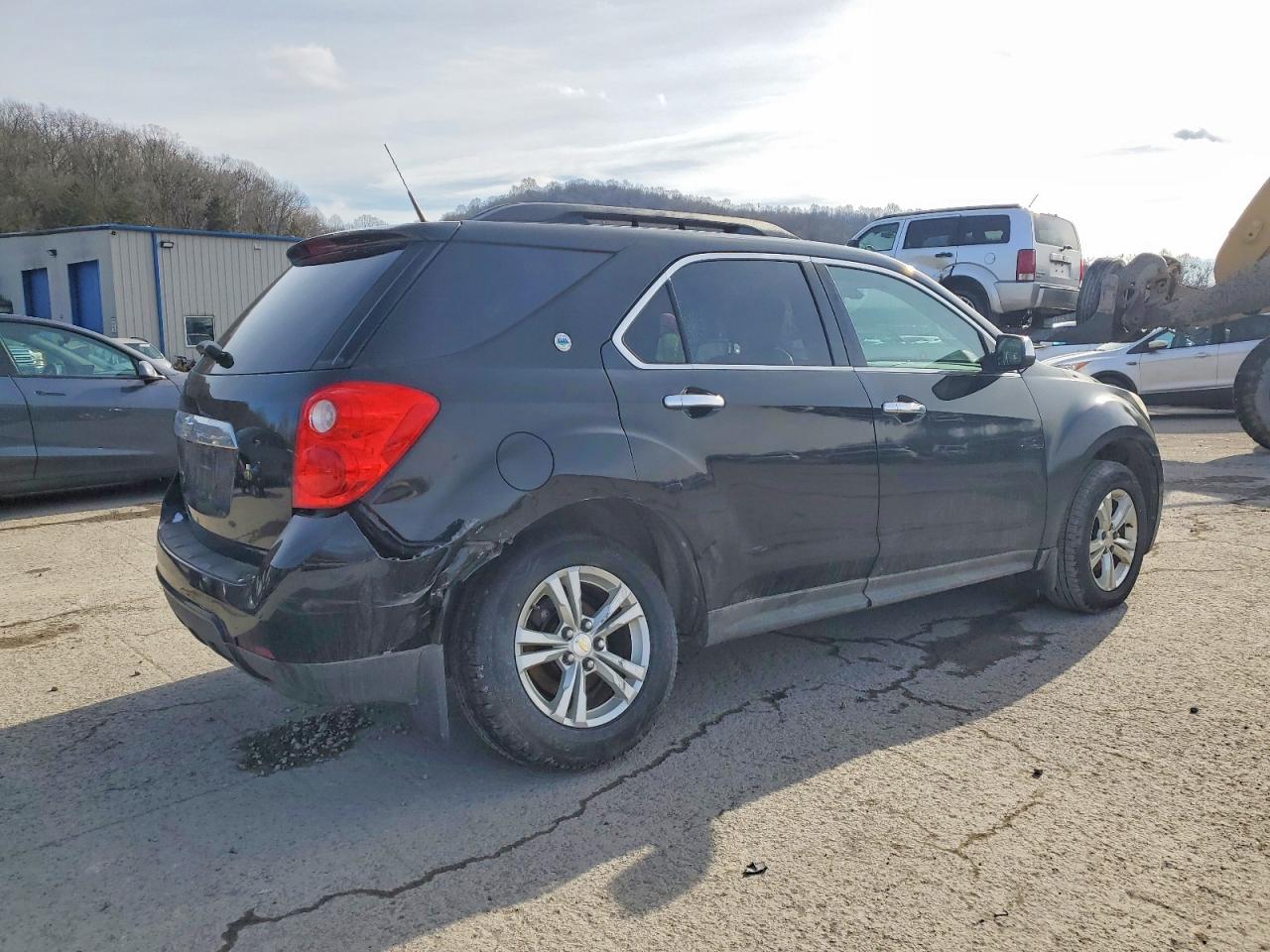 2010 CHEVROLET EQUINOX LT photo 3
