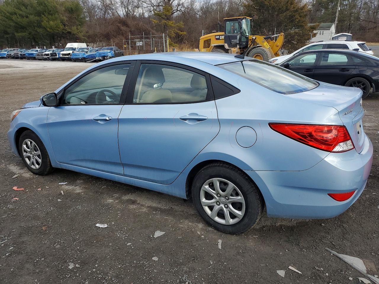 2014 HYUNDAI ACCENT GLS photo 2