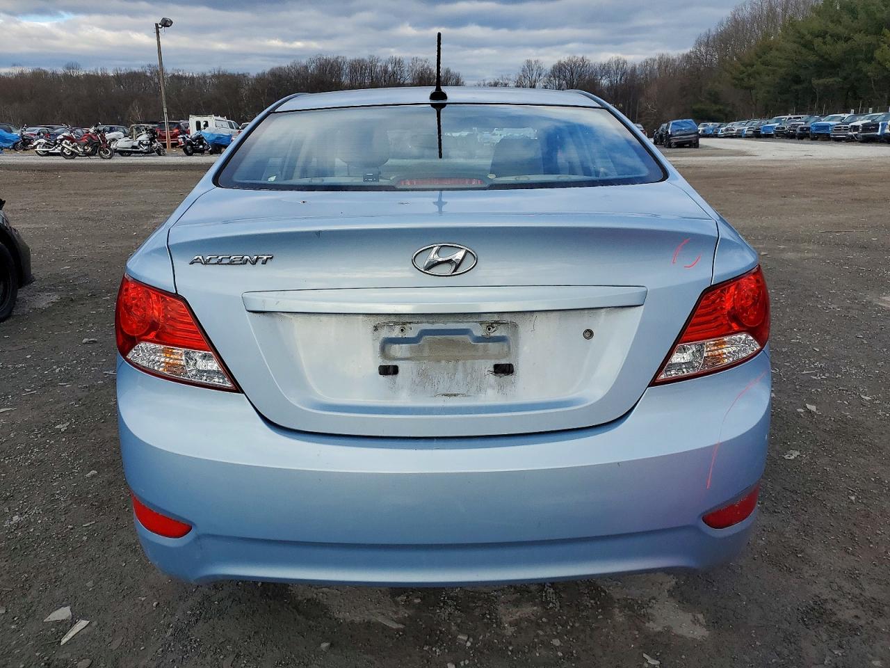 2014 HYUNDAI ACCENT GLS photo 6