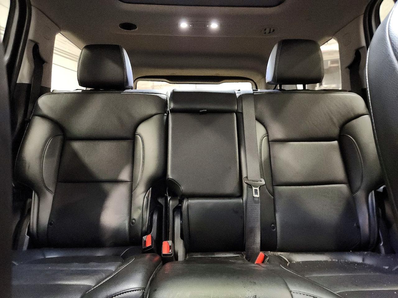 2021 GMC ACADIA SLT photo 10