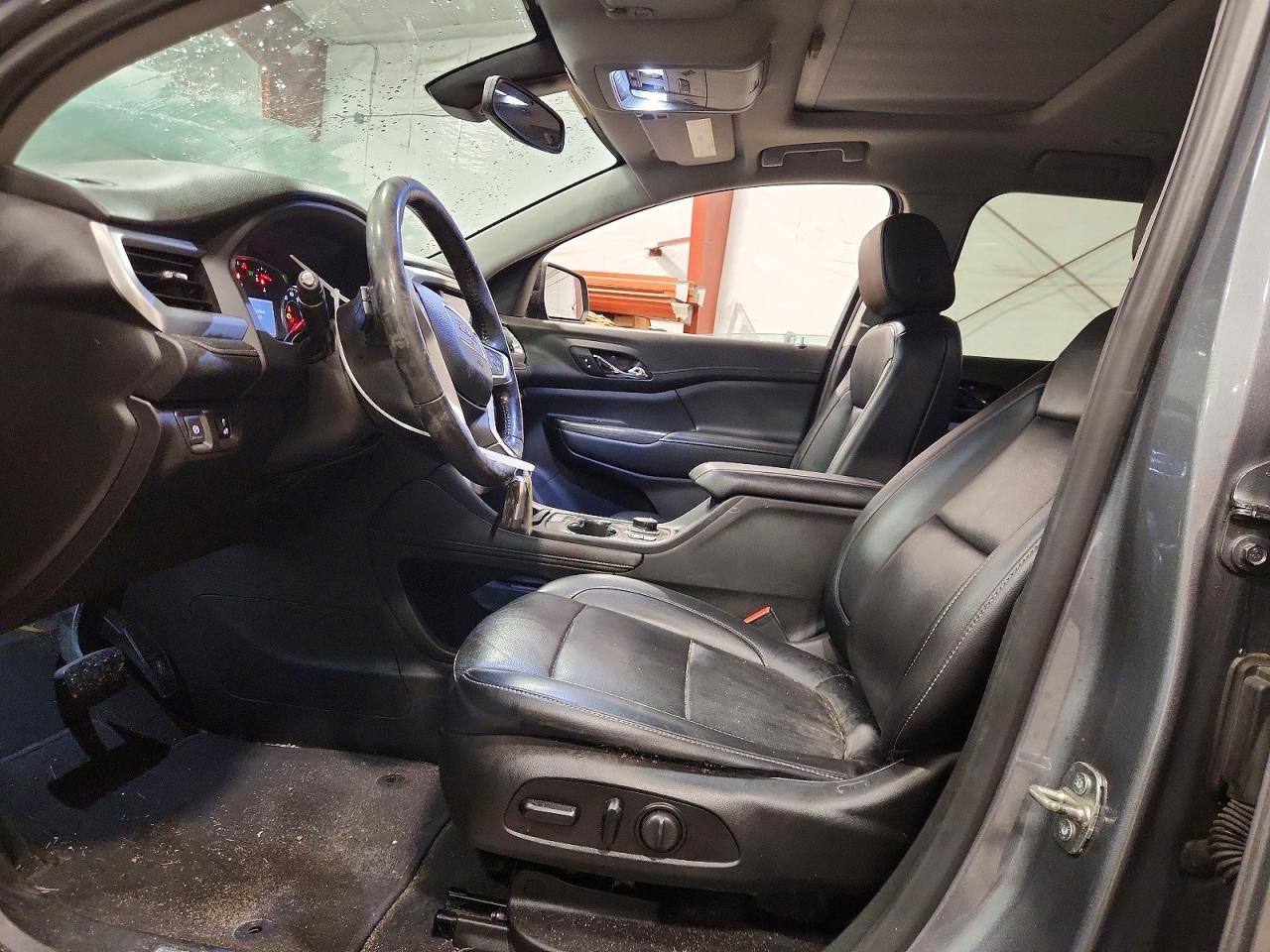 2021 GMC ACADIA SLT photo 7