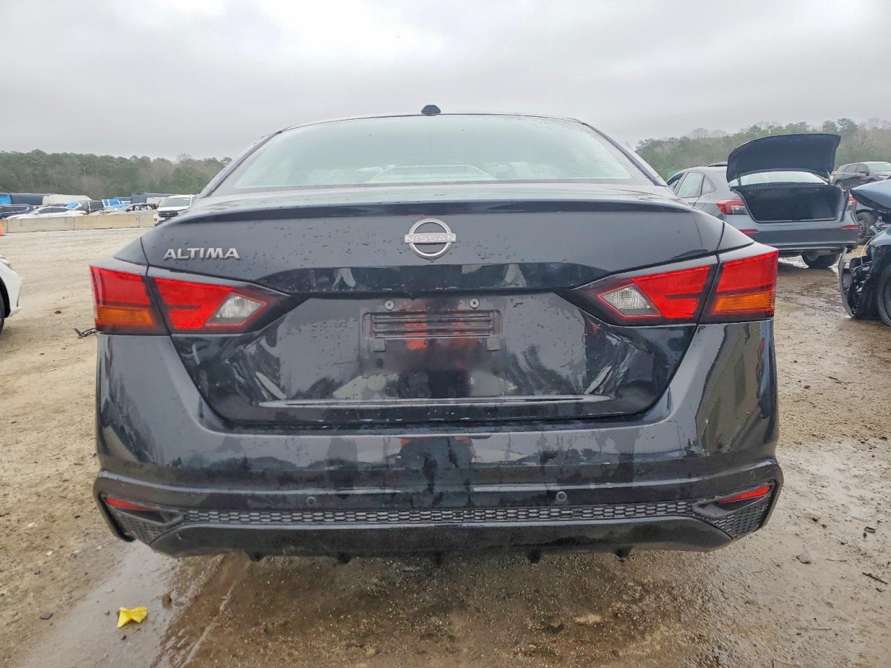 2025 NISSAN ALTIMA SV photo 6