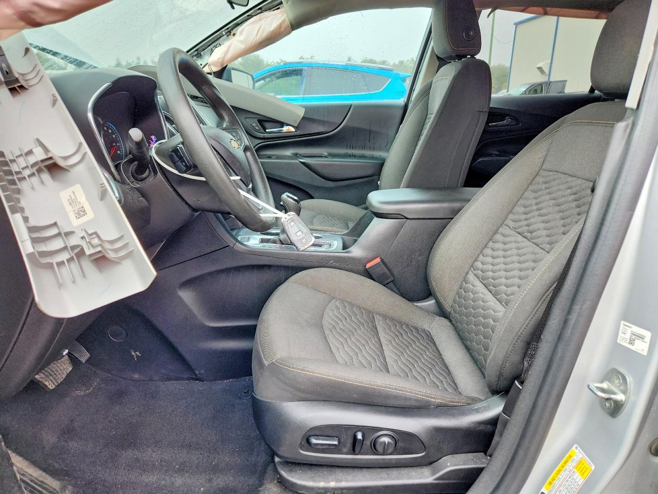 2020 CHEVROLET EQUINOX LT photo 13