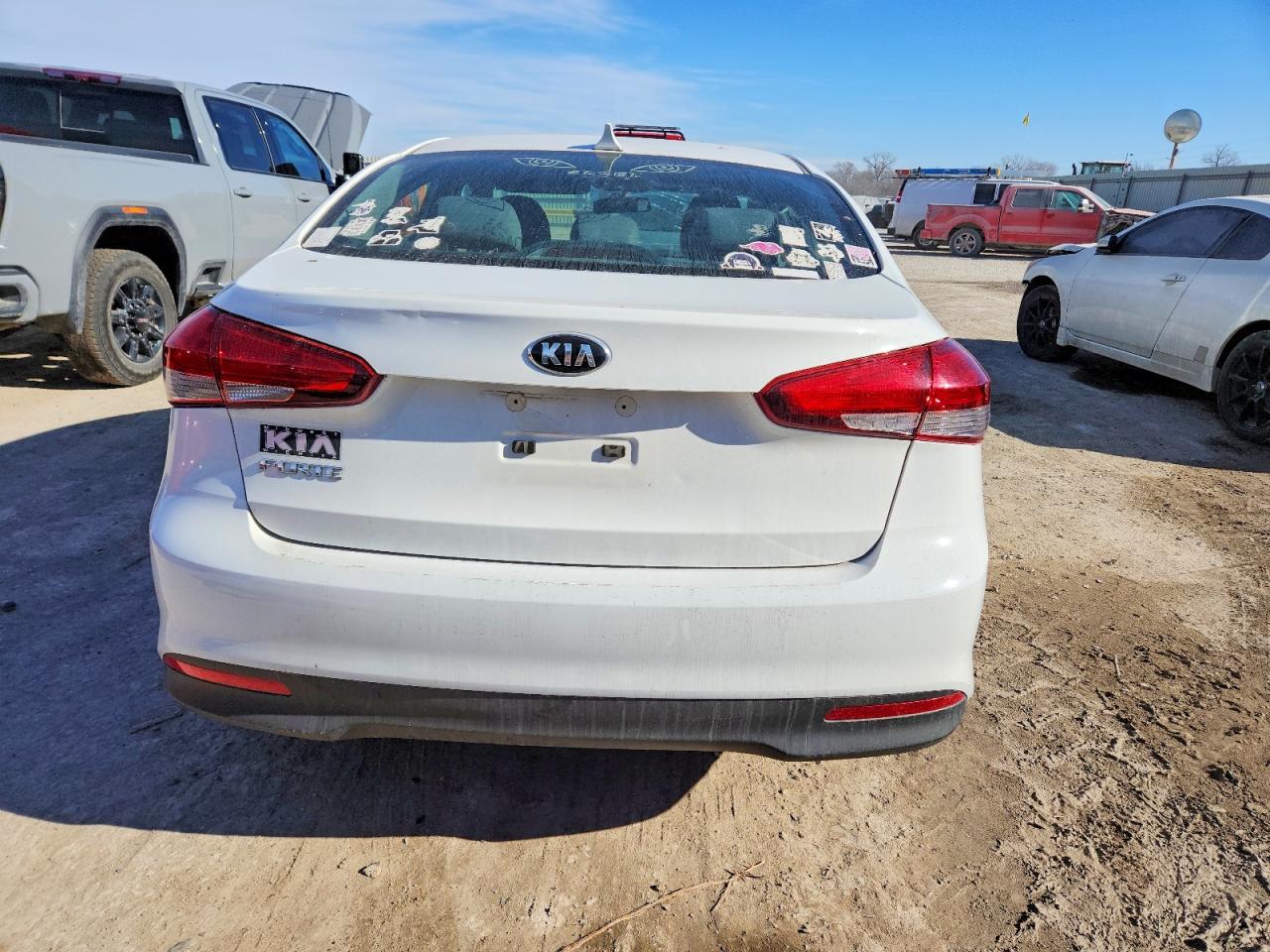 2017 KIA FORTE LX photo 6