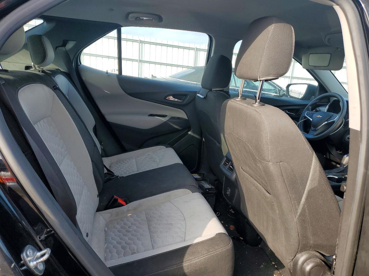 2019 CHEVROLET EQUINOX LS photo 10