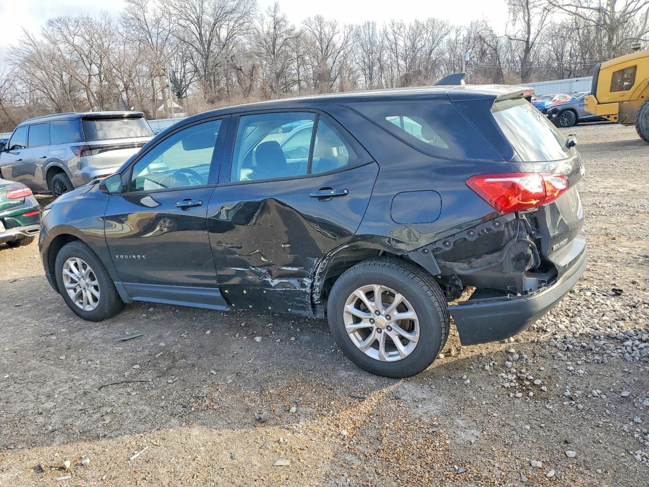 2019 CHEVROLET EQUINOX LS photo 2