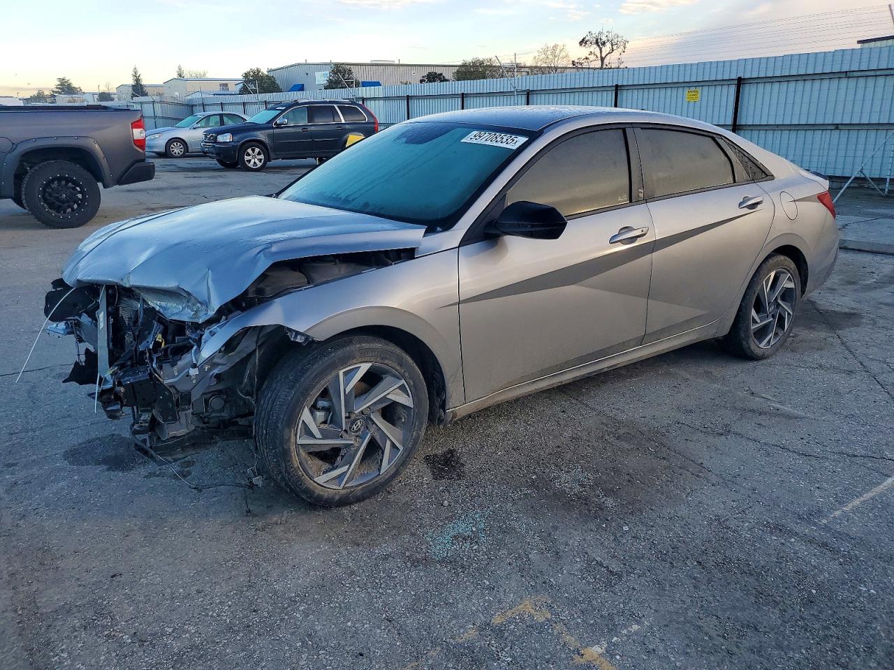 2025 HYUNDAI ELANTRA