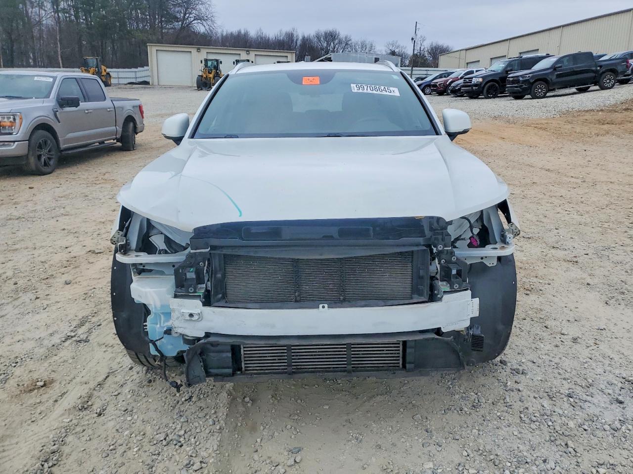 2019 VOLVO XC40 T5 MOMENTUM photo 5