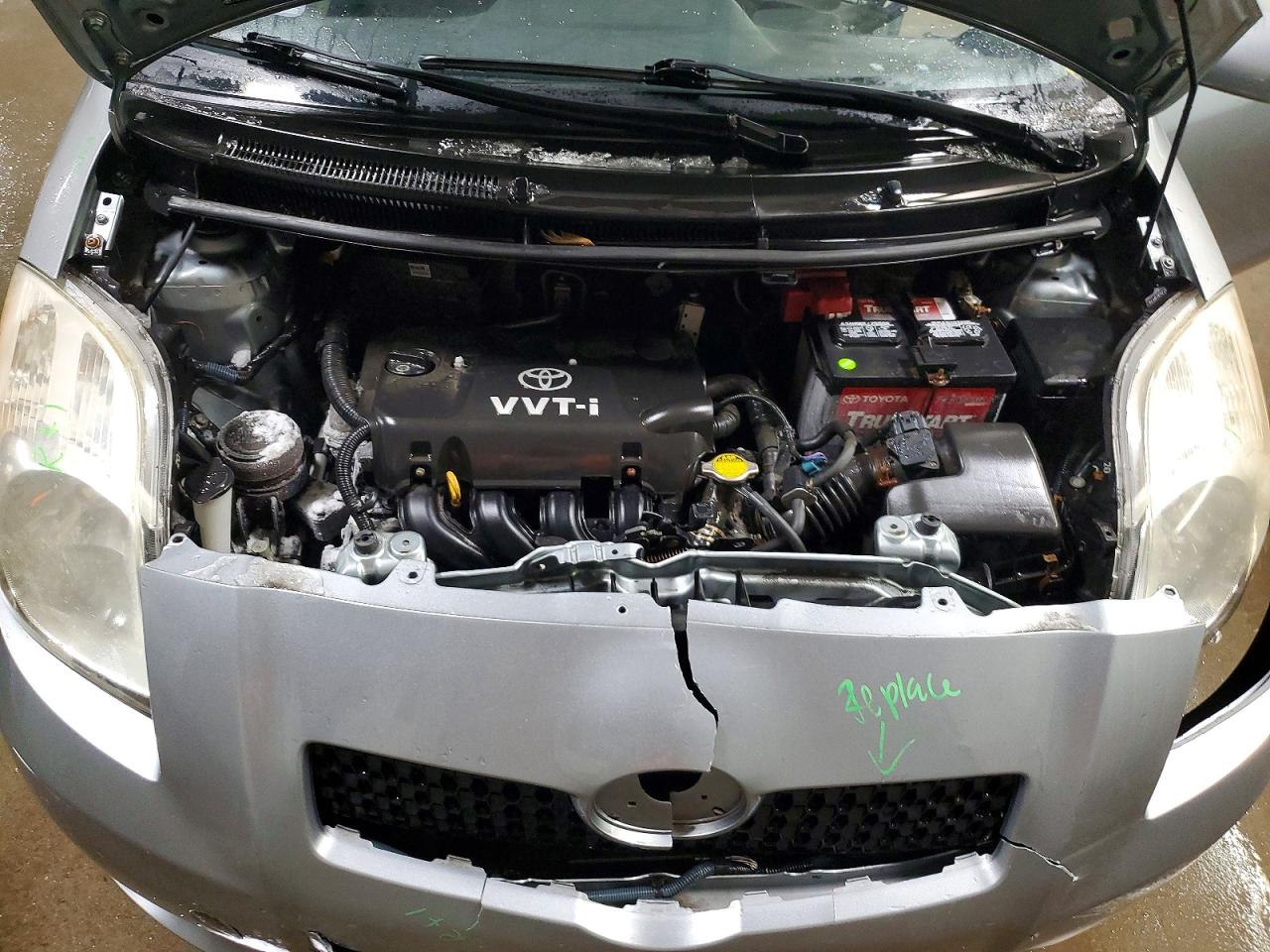2008 TOYOTA YARIS photo 11
