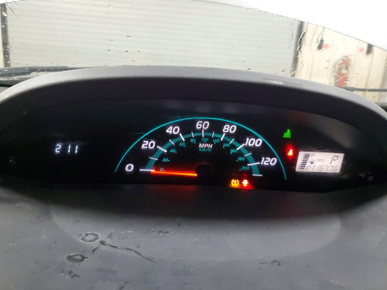2008 TOYOTA YARIS photo 9