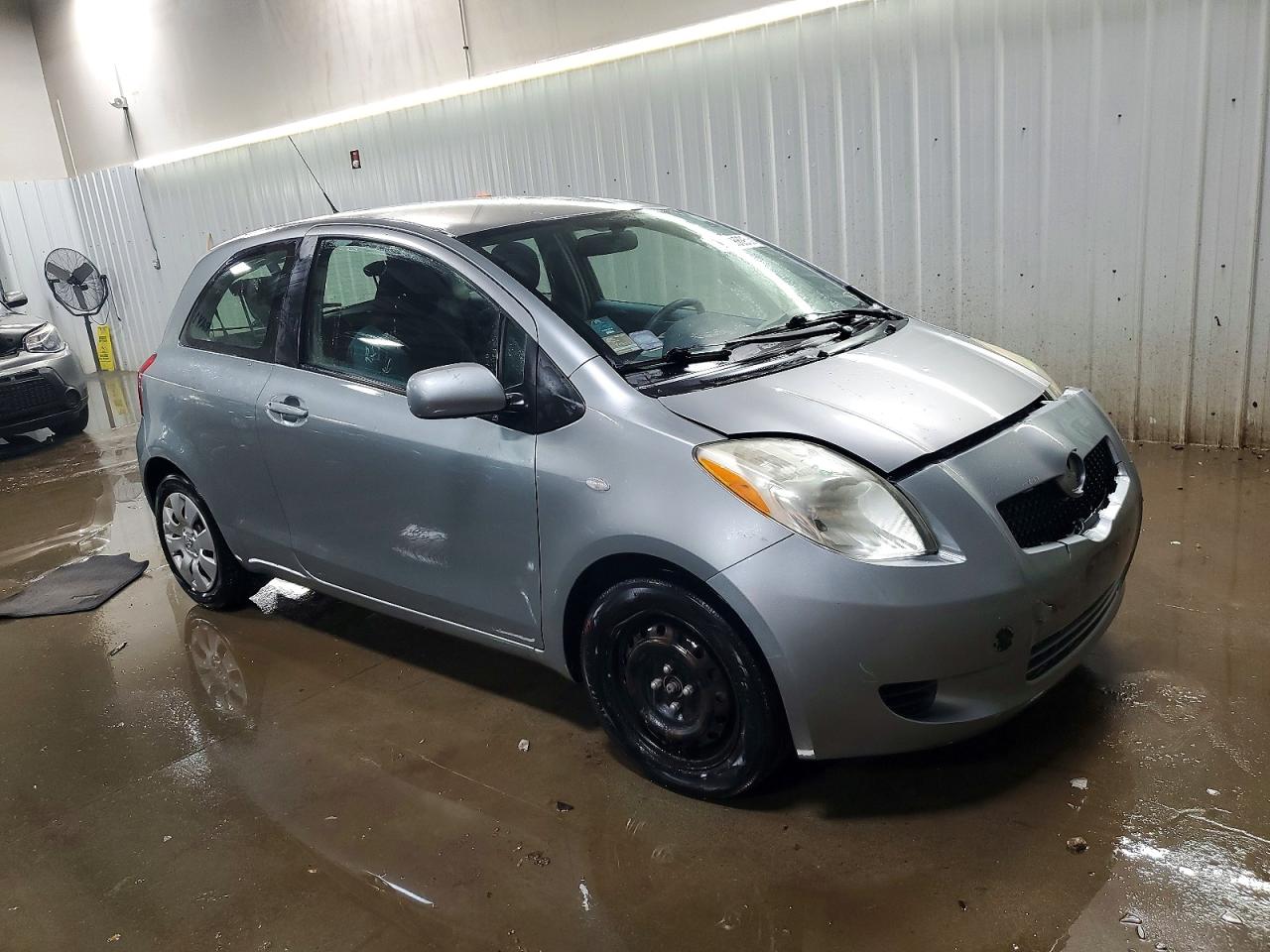 2008 TOYOTA YARIS photo 4