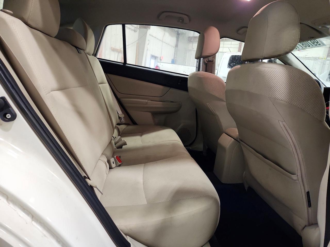 2014 SUBARU IMPREZA photo 10