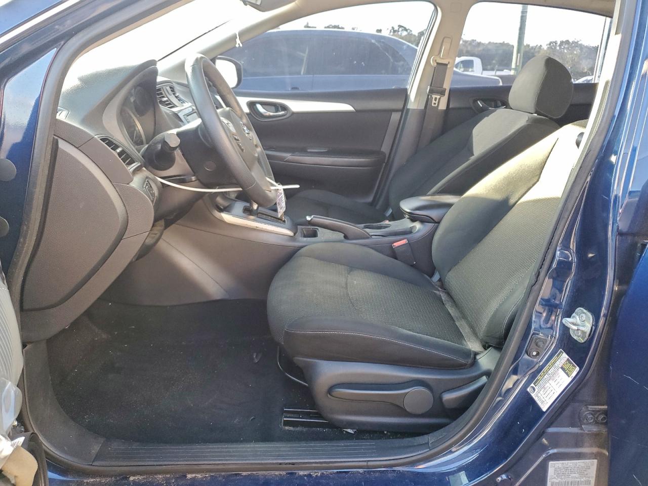2019 NISSAN SENTRA S photo 19