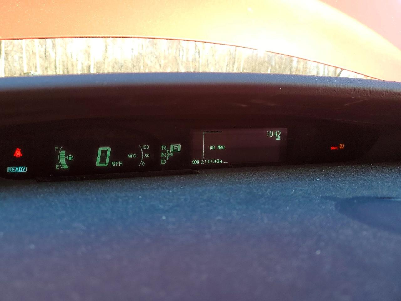 2010 TOYOTA PRIUS photo 25