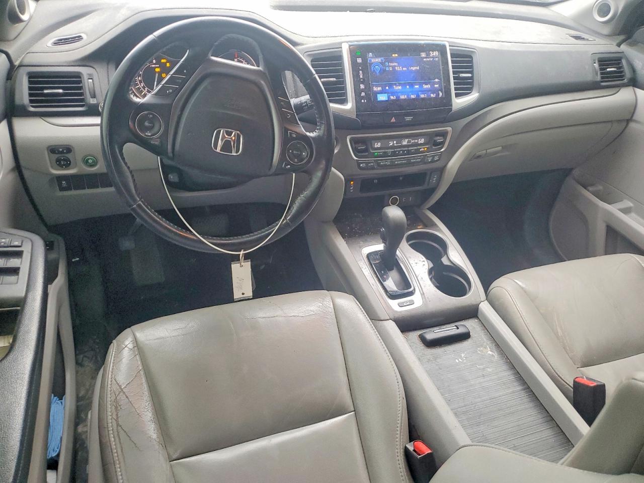 2016 HONDA PILOT EXL photo 8