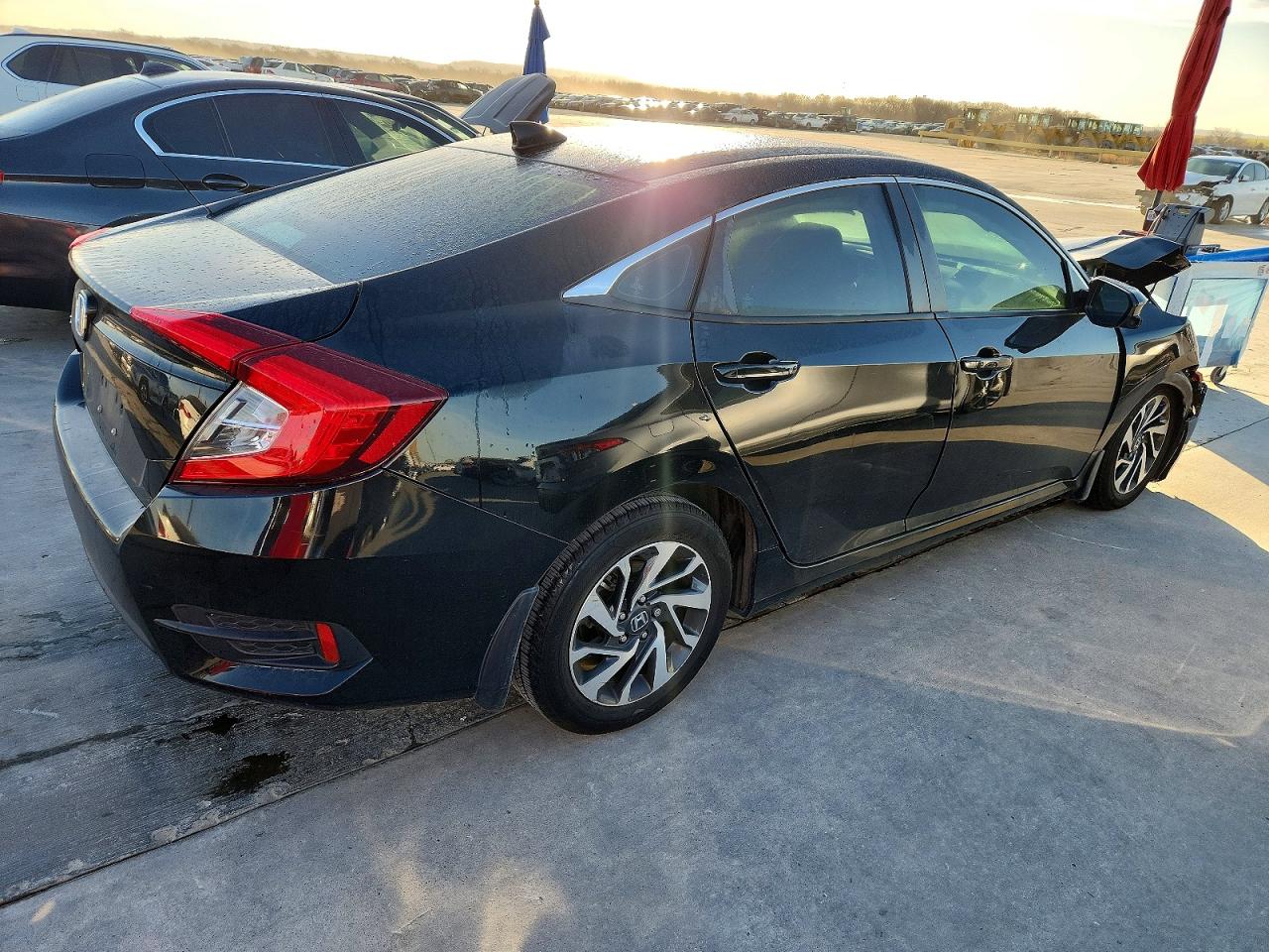 2017 HONDA CIVIC EX photo 3