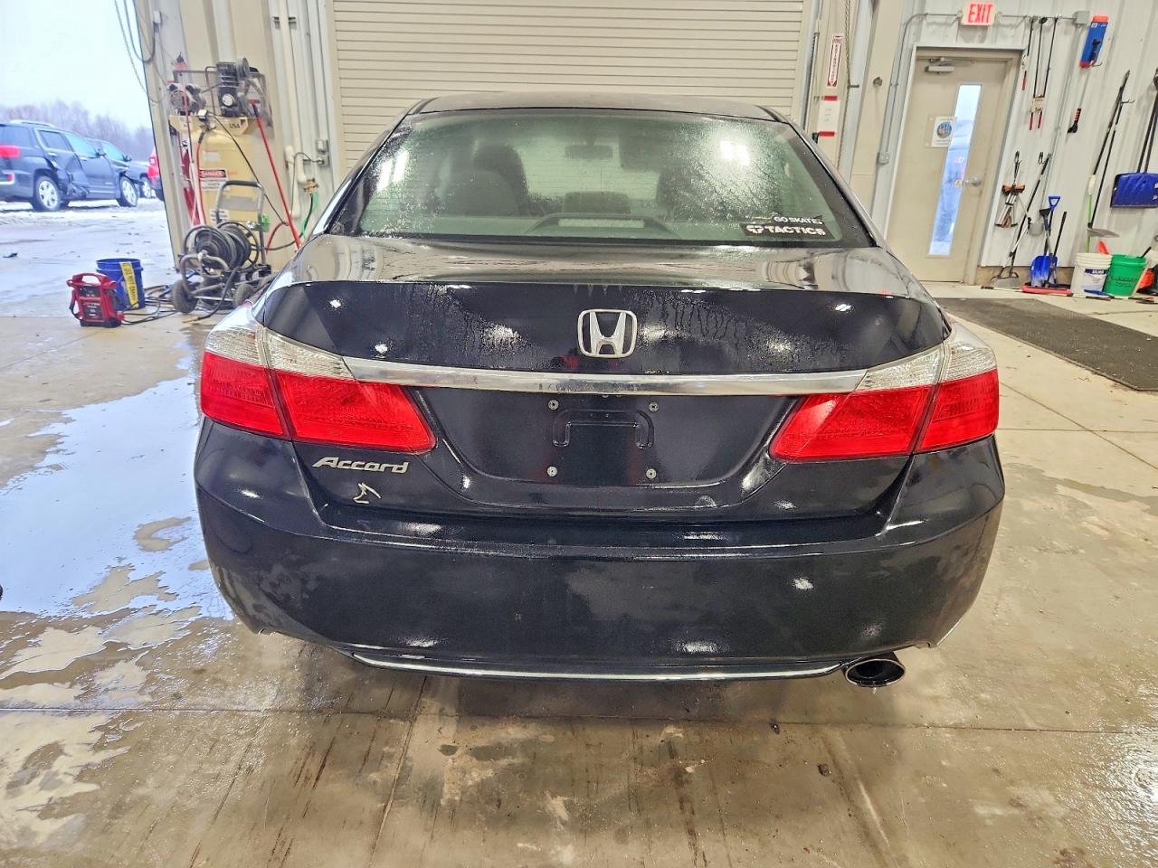 2013 HONDA ACCORD LX photo 6