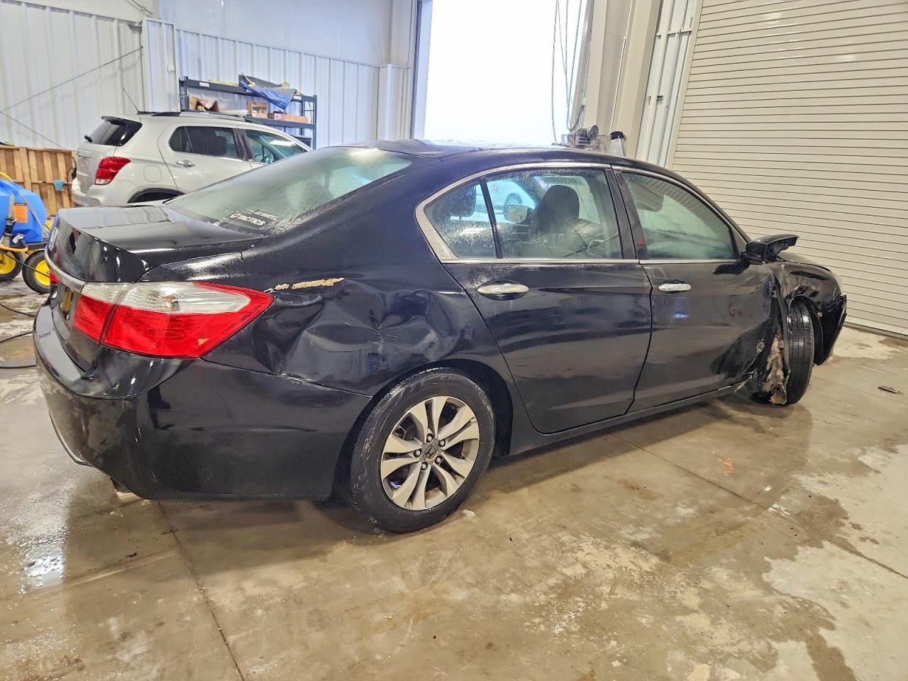 2013 HONDA ACCORD LX photo 3