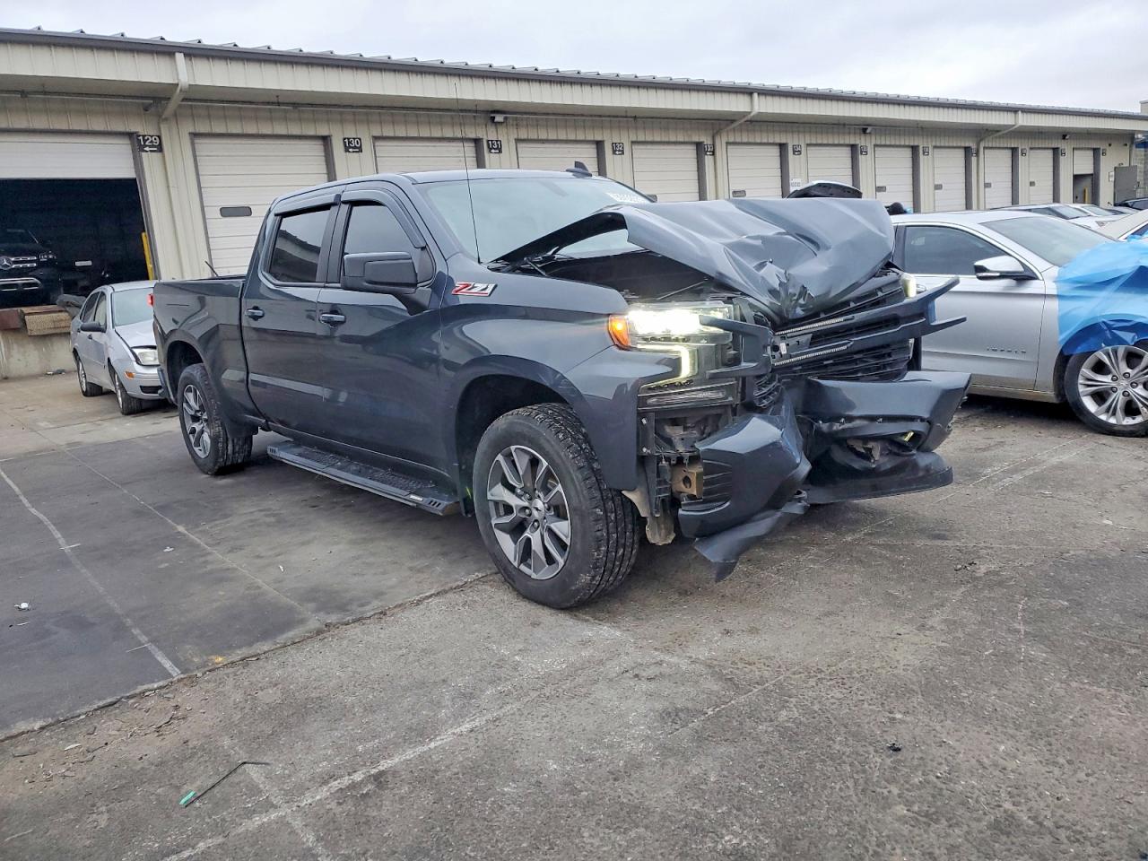 2021 CHEVROLET SILVERADO K1500 RST photo 4