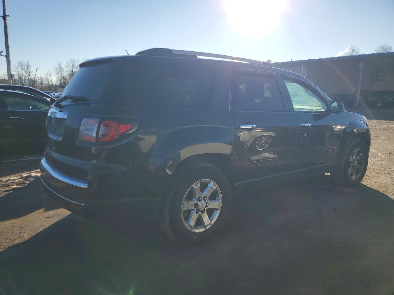 2014 GMC ACADIA SLE photo 3