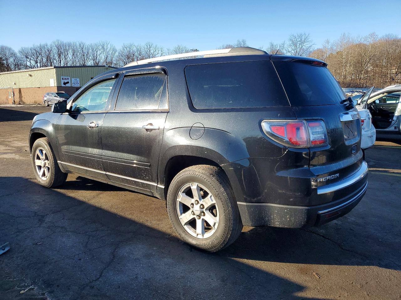 2014 GMC ACADIA SLE photo 2
