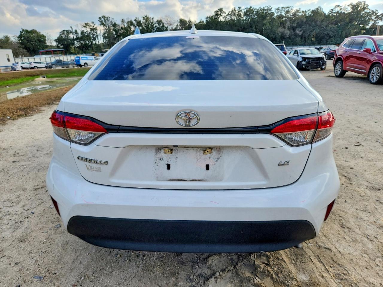 2024 TOYOTA COROLLA LE photo 6