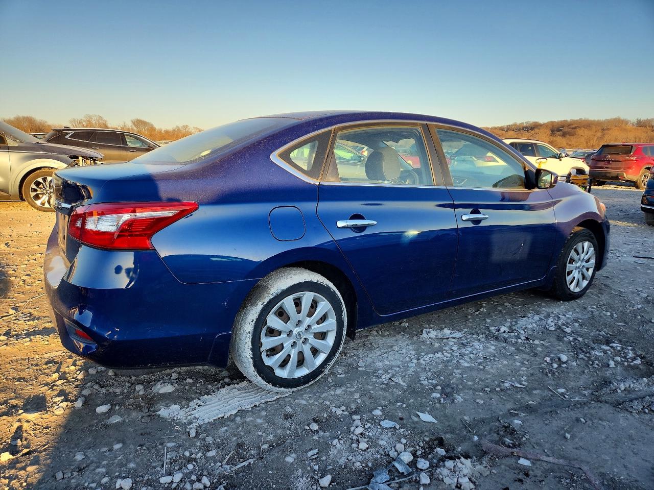 2016 NISSAN SENTRA S photo 3