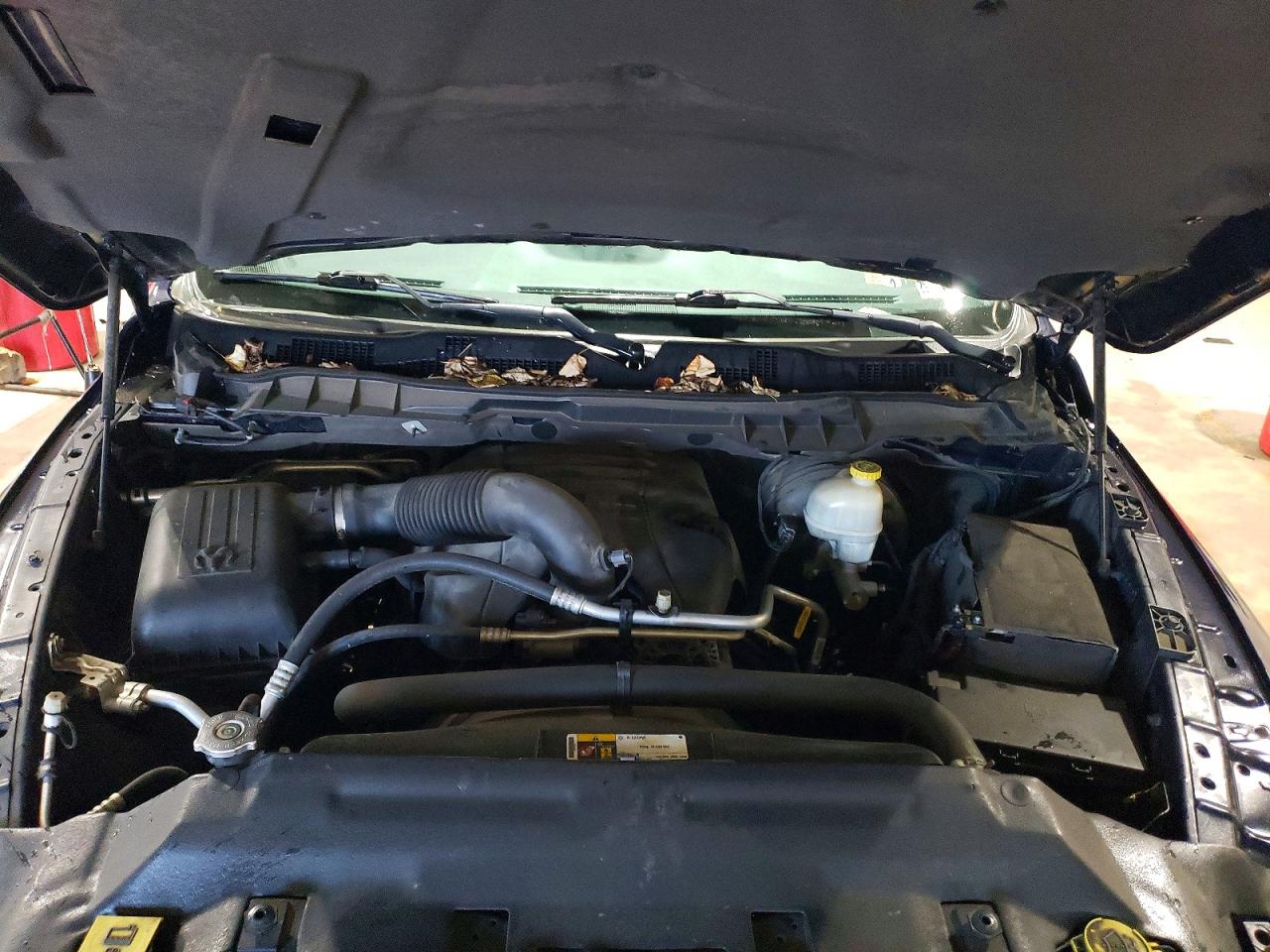 2014 RAM 1500 ST photo 11