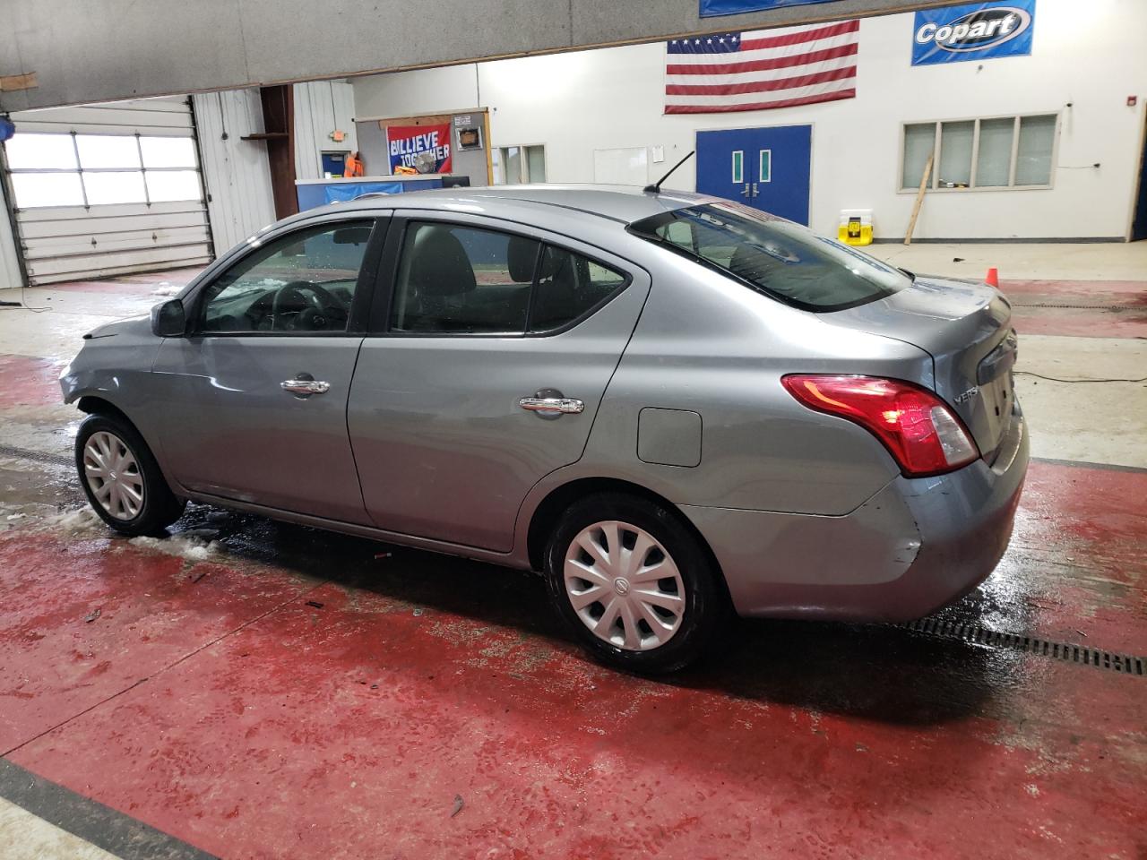 2012 NISSAN VERSA S photo 2