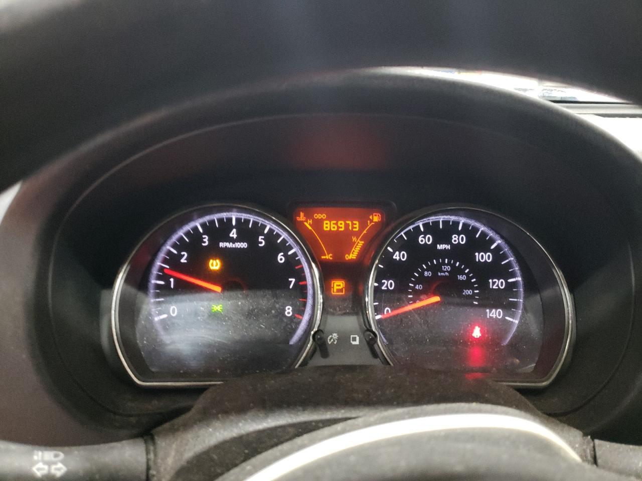2012 NISSAN VERSA S photo 9